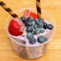 Berry Good Time · Strawberry ice cream, strawberries, strawberry pocky, and condensed milk.