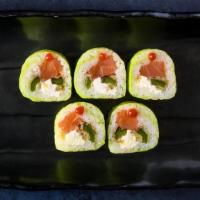 *Hot Popper · smoked salmon, cream cheese, jalapeño tempura, soy paper, sriracha (5 pcs)