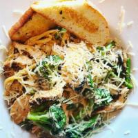Chicken Bucatini · grilled or blackened chicken, bucatini, alfredo sauce, fresh steamed vegetables, parmesan, g...