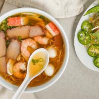 Hủ Tiếu Mì Thập Cảm · Rice egg noodle seafood & Bbq pork soup.