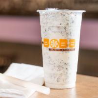 Cookies 'N Cream Smoothie · Vanilla and oreo cookies with non-dairy cream and blend on ice.