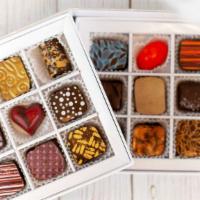 18 Pieces Chocolate Gift Box · PACKAGE DETAILS
- Indulge all your senses with this box of artisan, single origin handcrafte...