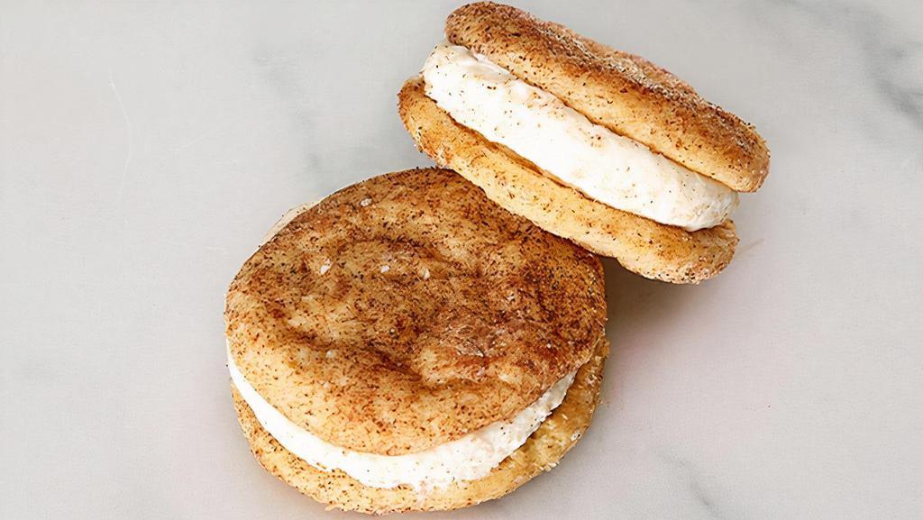 Cinnabon® Mini Cookie Sandwiches – 2Ct · Cinnabon® signature frosting sandwiched between 2 mini snickerdoodle-style cookies made with Cinnabon’s famous Makara Cinnamon. Served as 2ct.