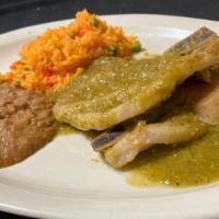 Pork Chop In Green Salsa / Chuleta De Puerco En Salsa Verde  · one fried pork chop  dipped in green sauce. served without or without cactus salad. / 1 chul...