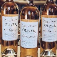 Oliver Cherry Moscato  · bloomington, Indiana 
6.6% Alcohol
Corked 

TASTING NOTES: BRIGHT, FRESH 
FLAVOR OF TART-YET...