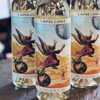 Lapis Luna Sauvignon Blanc · California 
13.8% Alcohol
Corked 

TASTING NOTES: NOSE OF TROPICAL FRUITS, WHITE PEACH, AND ...