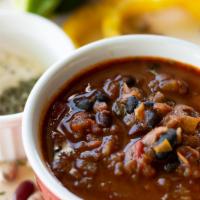 Texas 3 Bean Vegan Chili · Pinto, kidney and black beans, red and yellow bell pepper, onion, carrots, celery, zucchini,...