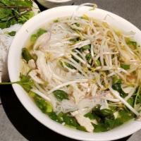 Pho Ga (Extra Large) · White meat chicken.