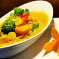Yellow Curry · Yellow curry paste, coconut milk, potatoes, onion and carrots.