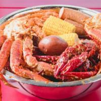 Seafood Combo · 3 Lb of Crawfish
1 Lb of Head-on Shrimp
1 Snow Crab Clusters