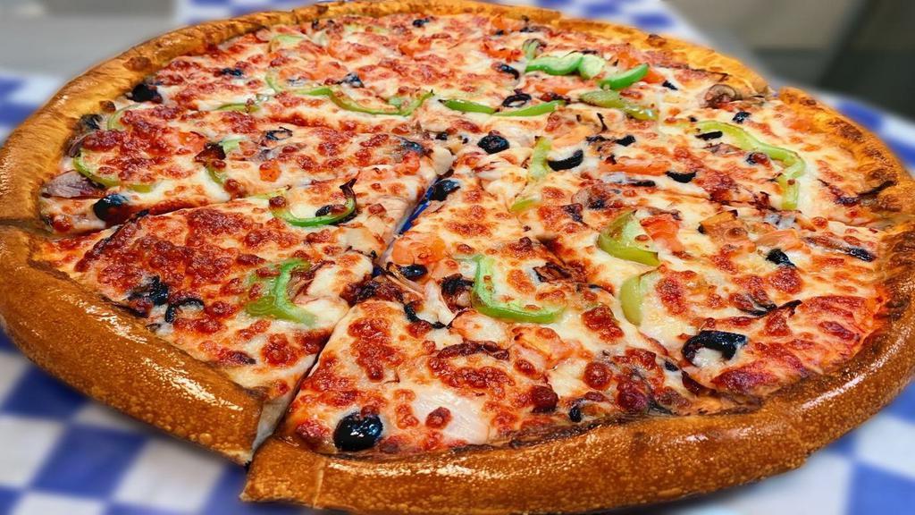 10 '' Small Veggie Combo Pizza · Topped with fresh mushroom,diced tomatoes,fresh bell peppers,onions,fresh garlic,& black olives.