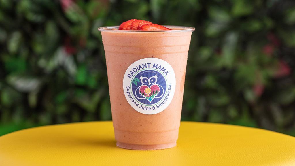 Strawberry Patch - 16 Oz.  · A strawberry + banana classic for all ages! 

Whole Food Ingredients: flax seed, banana, strawberry, super berry blend, stevia, coconut water.