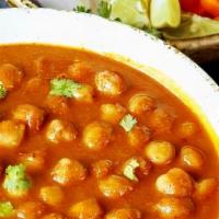 Pindi Chana · Vegan.
Garbanzo Beans| Fresh Herbs| Indian Spices
(Chana Masala)