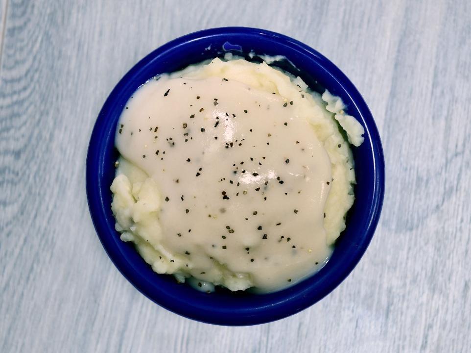 Red Skinned Mashed Potatoes & Gravy · 