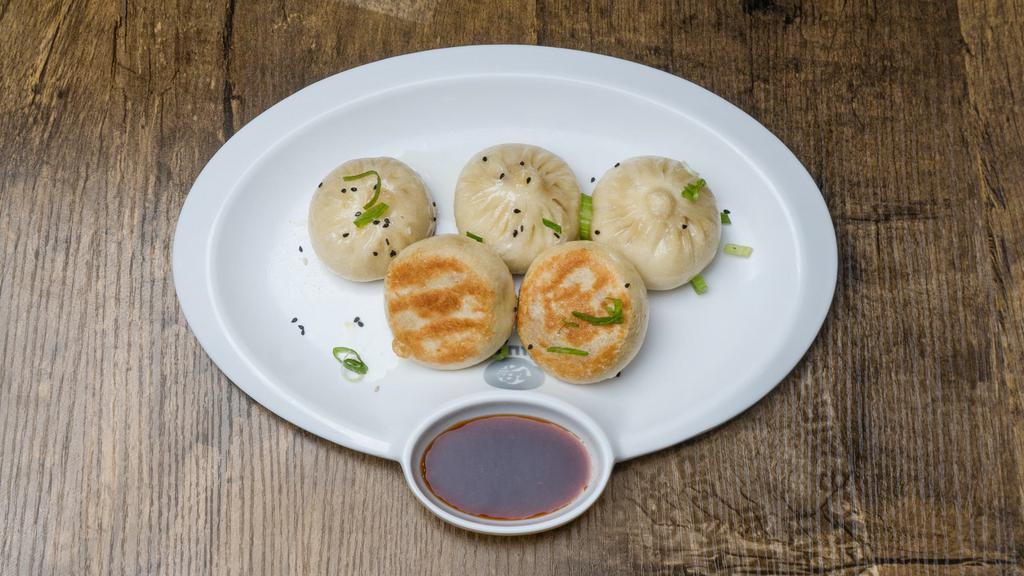Pan-Fried Bao (5Pc) · Pork with Chinese cabbage or beef with onions.