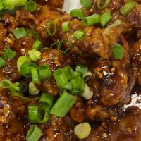 General Tso'S · Spicy. Spicy sweet sauce, crispy chicken, red peppers, and scallions. (Chicken only).