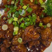 General Tso'S · Spicy. Spicy sweet sauce, crispy chicken red peppers, and scallions. (Chicken only).