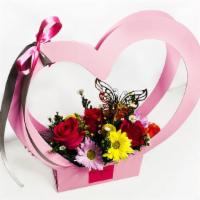 Pink Heart-Shape Box With Roses~ Caja Corazon Rosada Con Flores · Only available to order through our phone number 832-476-6220 

Whatsapp business 
+1 832 47...