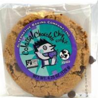 Colossal Chocolate Chip Cookie (Vegan) · 