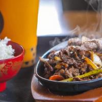 Ko Gi  Grill · Stir fried marinated meat with vegetable. Serve with rice and salad