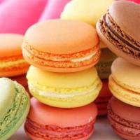 French Macaron · Made with Natural Ingredients - 0% Trans Fat.