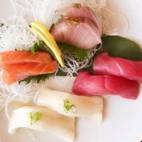 Chef'S Choice Sushi & Sashimi (4) · chef choose the best fish of day
Scottish salmon, bluefin tuna, snapper, yellowtail, white t...