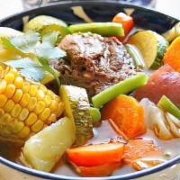 Caldo De Res/Beef · 32 OUNCES LARGE CONTAINER WITH BEEF SOUP.