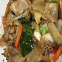 Drunken Master (Pad Kee Mow) · Choice of Flat noodles or Udon noodles with basil, garlic, broccoli, onions, tomatoes, bell ...