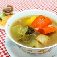 Caldo De Res · La sopa mexicana de res, es una sopa saludable y reconfortante hecha con un sabroso caldo de...