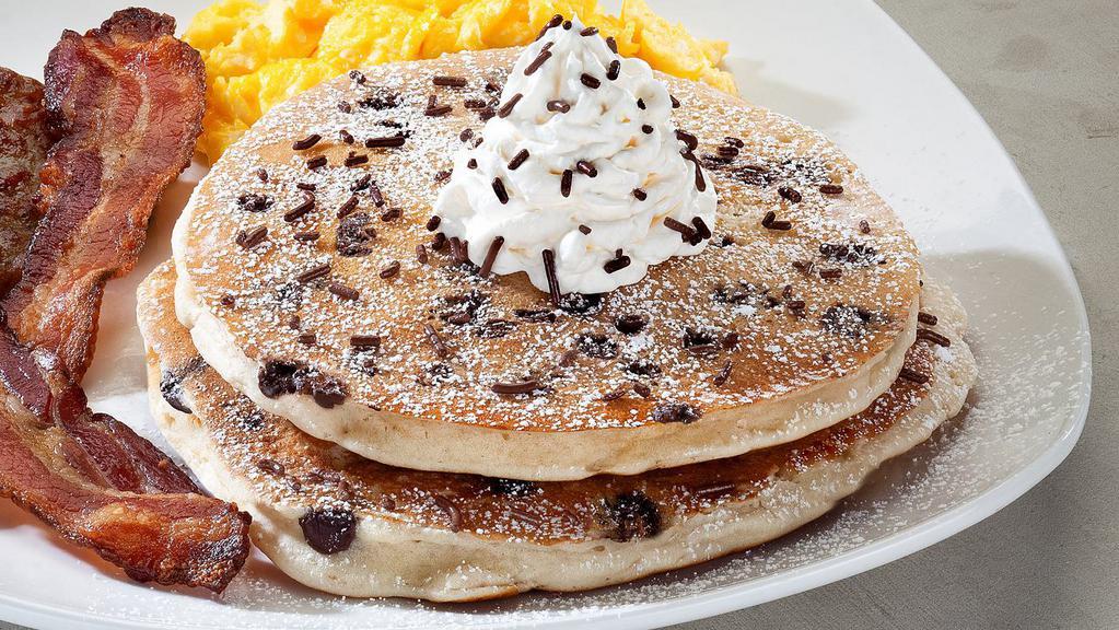 Chocolate Chip Short Stack (2) · Chocolate chips; powdered sugar, whipped cream, chocolate sprinkles. 780 calories.
