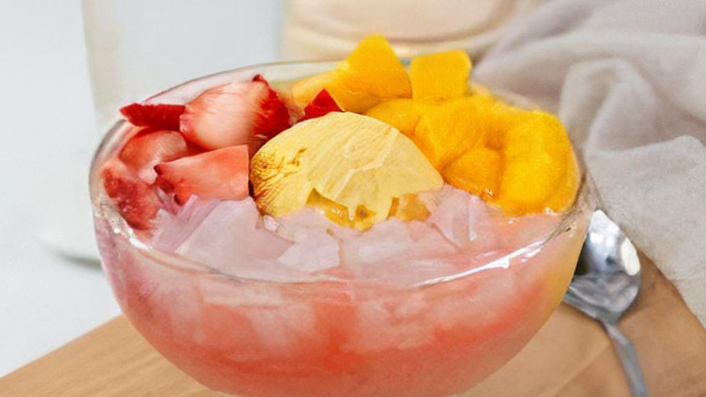 A5 Strawberry Mango Juice Sago & Lychee Jelly With Mango Ice Cream 金粉西米亮晶晶 · Gluten Free. Choice of lychee jelly, rice ball, herbal jelly or red bean. 380-400 cal.