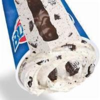 Royal Blizzard® · Served with choice of candy, cookies or fruit filled a perfectly paired core.