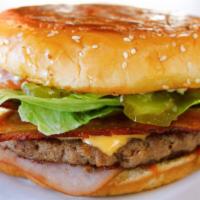 Que Deluxe Bacon Cheeseburger · Burger (1/3 lb.) / Bacon / Grilled Ham / Lettuce / Tomato / American Cheese / Mayo / Pickles...
