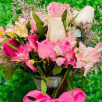 Romance Deluxe Glass Vase · romance pink bouquet
                         good  quality product