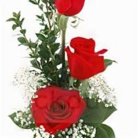 Small Glass Vase  Roses · red roses beautiful flower arrangement included 3 roses and  baby breath and green letther