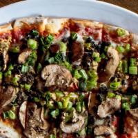 Veggie Pizza - Medium · Green Peppers, Green Olives, Black Olives, Mushrooms, Green Onions