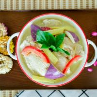 C1 Green Curry · Perfect balance of sweet and spicy green curry with your choice of Protein. Green curry past...