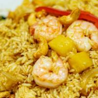 R7 Pineapple Fried-Rice · Caramelized tropical chunks of pineapple stir-fried with your choice of meat, jasmine rice, ...
