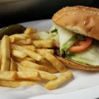 Hamburguesa Regiomontana / Regiomontana Burger · Picadillo prime de USDA, aguacate, jamón, queso derretido, lechuga, tomates, cebollas, mosta...
