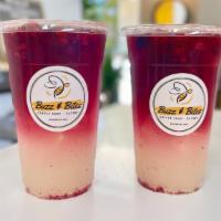 Berry Berry Hibiscus 20 Oz · tea, lemonade, wild berry mix, berry