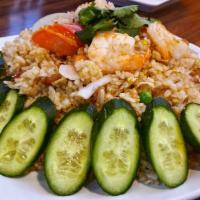 Basil Fried Rice · Onion, red bell, green bell, broccoli, tomatoes, basil leaf.