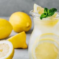 Fresh Squeezed Lemonade · Large-32oz