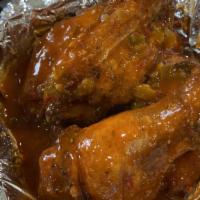 3 B'S Hot Wings · 8 wings served with choice of sauce