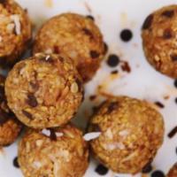 Peanut Butter Bites · Delicious bite sized snacks made with honey, oats, peanut butter, flax seed, vanilla, toaste...