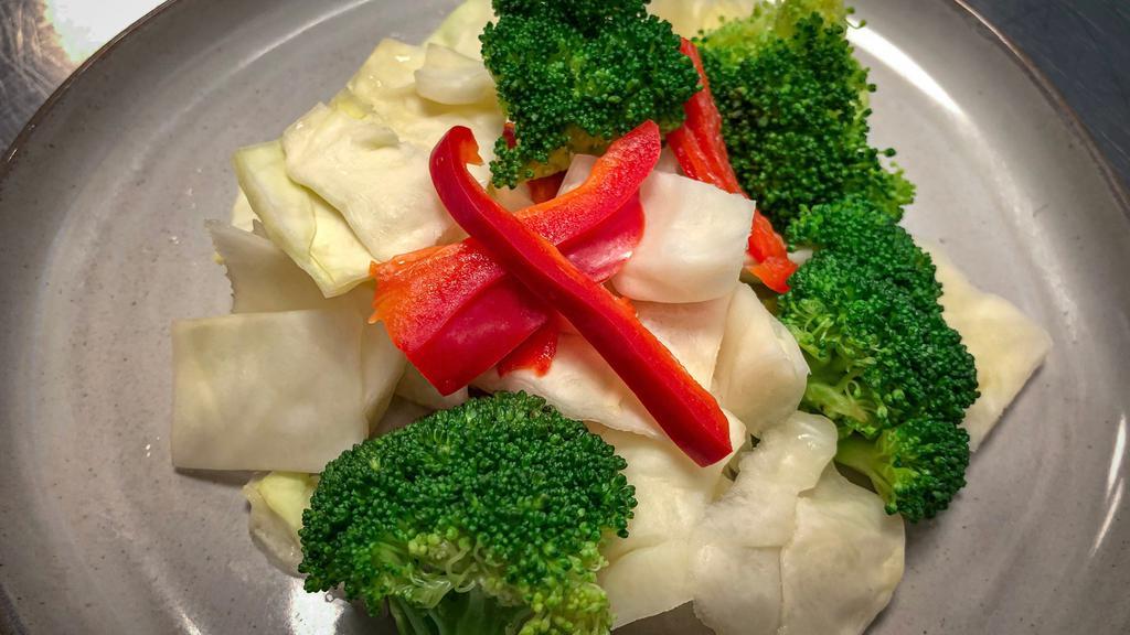 Steamed Vegetable · Steamed cabbage, broccoli, and bell peppers