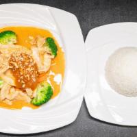 Thai Peanut                                           · Steamed broccoli and carrots topped with peanut sauce