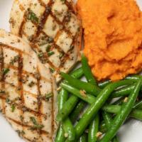 Chicken With Sweet Potatoes And Green Beans (Large) · We took our classic chicken paired with mashed sweet potatoes and garlic green beans to make...