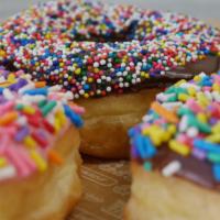 Sprinkle Donut · Sprinkle Donut
Chocolate/White(Vanilla)/Strawberry