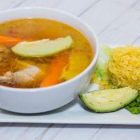 Caldo De Gallina Criolla / Hen Soup · Sopa de gallina tradicional con verduras y gallina a la brasa como acompañamiento (opcional)...