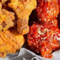 Wing & Drumstick 8Pc Combo (5 Wings And 3 Drumsticks) · 1 flavor, comes with regular fries, 1 dip, 1 coleslaw or radish
(3 Flats, 2 Drumette, 3 Drum...